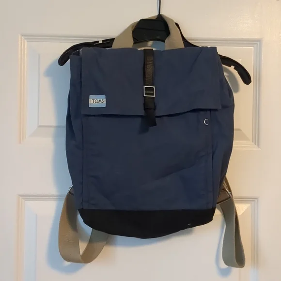 Toms | Bags | Backpack | Poshmark display picture 1